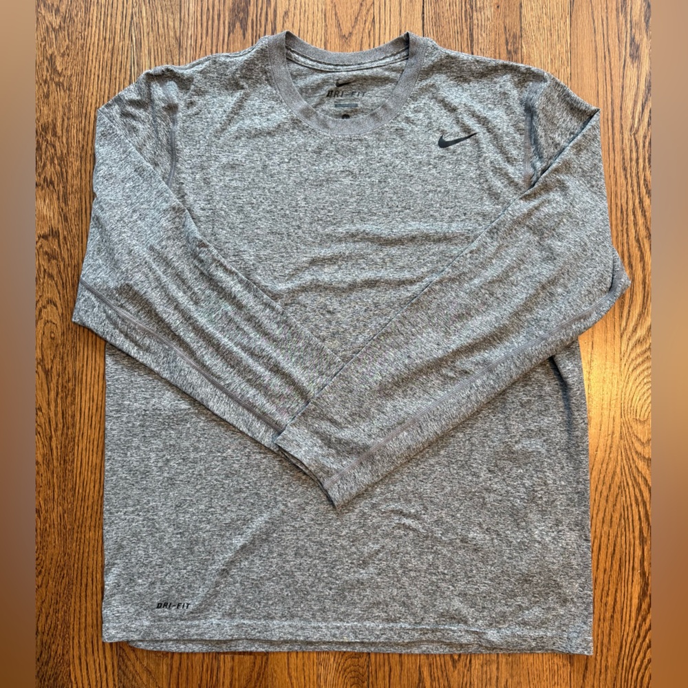 Nike Dri-FIT Long Sleeve Shirt Men’s Large Gray Athletic Performance Top